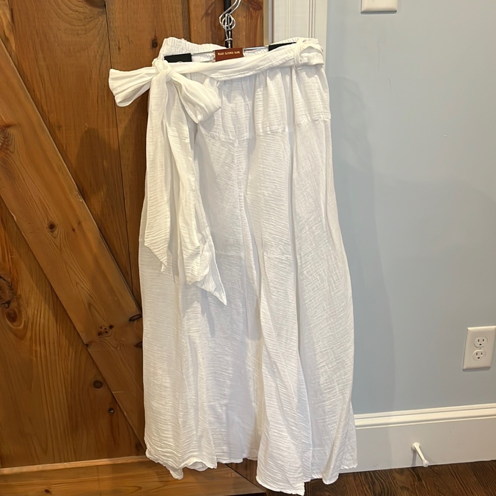 White cotton skirt